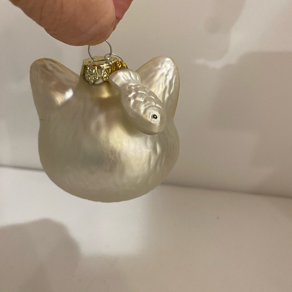 Cat Blown Glass Ornament with Fish (DP) - Picture 9 of 13